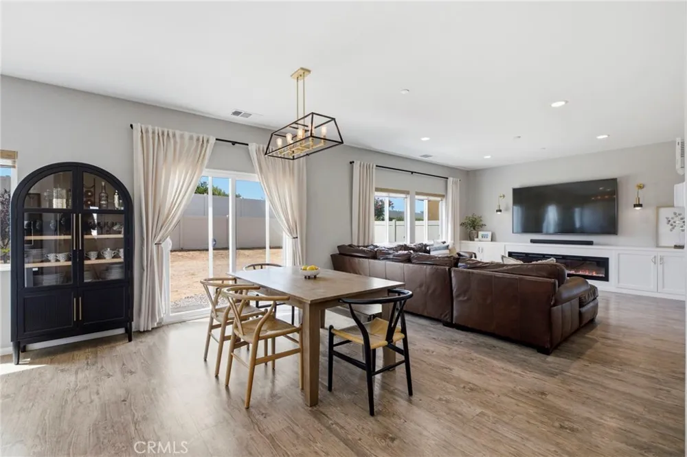 32593 Cumulus Lane Winchester, CA 92596