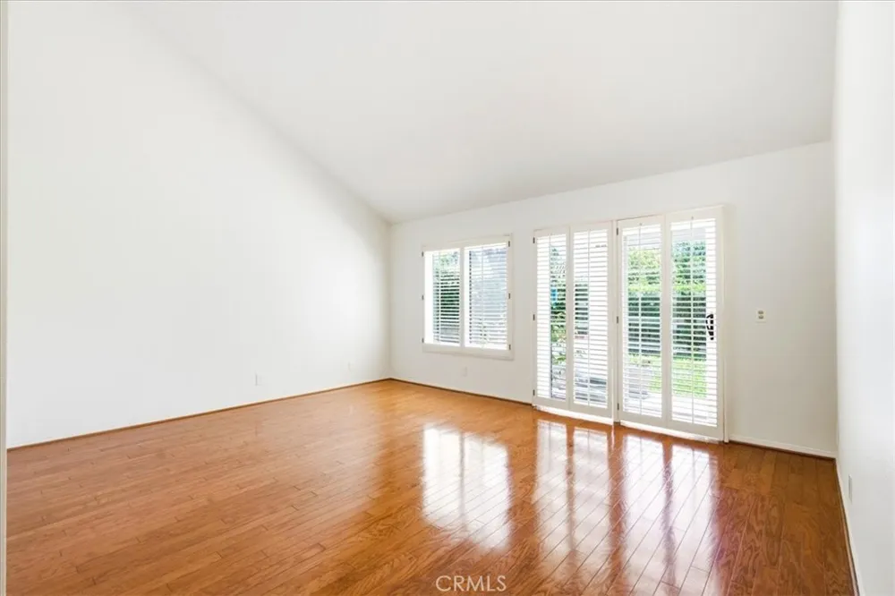 28391 Borgona Mission Viejo, CA 92692