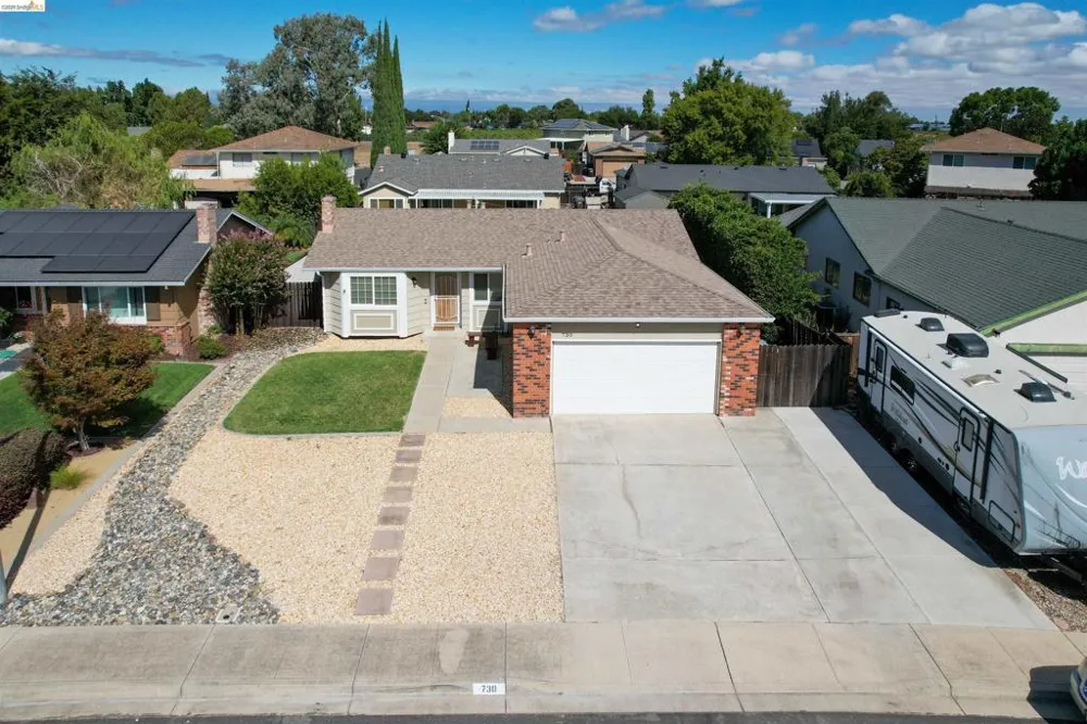 730 Almond Drive Oakley, CA 94561