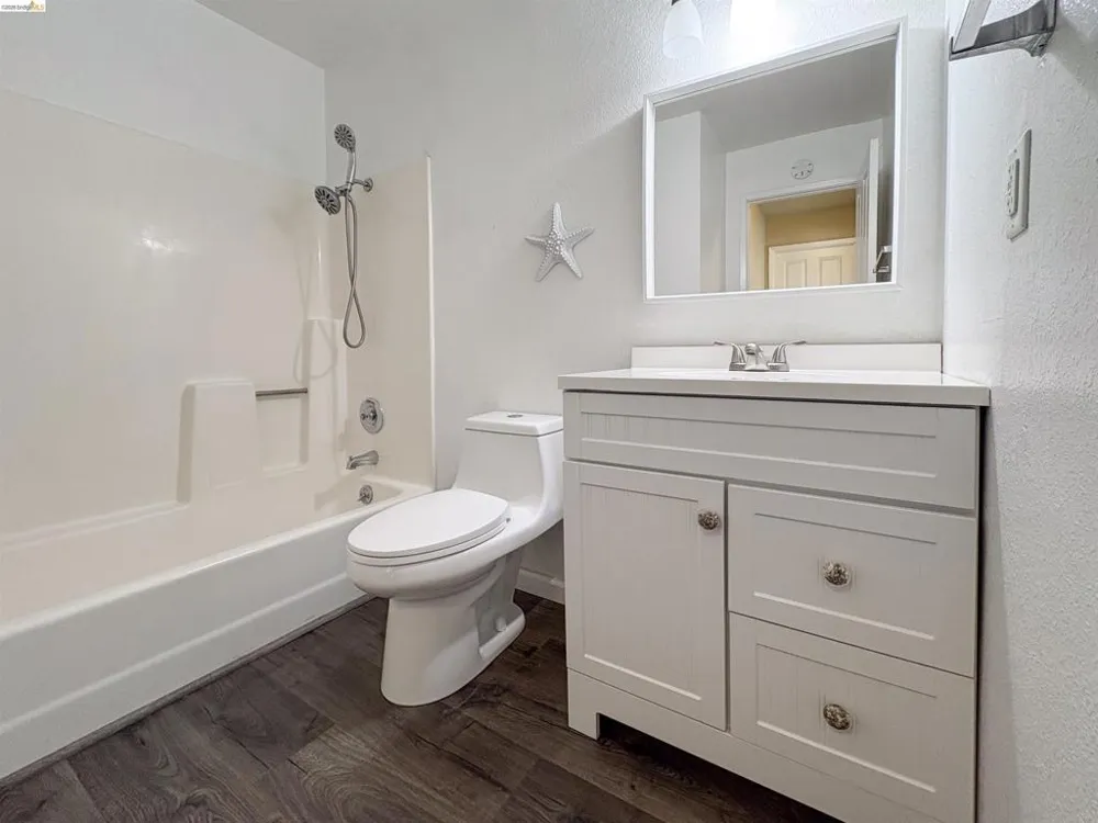 730 Almond Drive Oakley, CA 94561