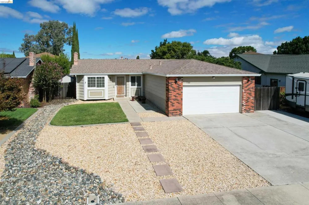 730 Almond Drive Oakley, CA 94561