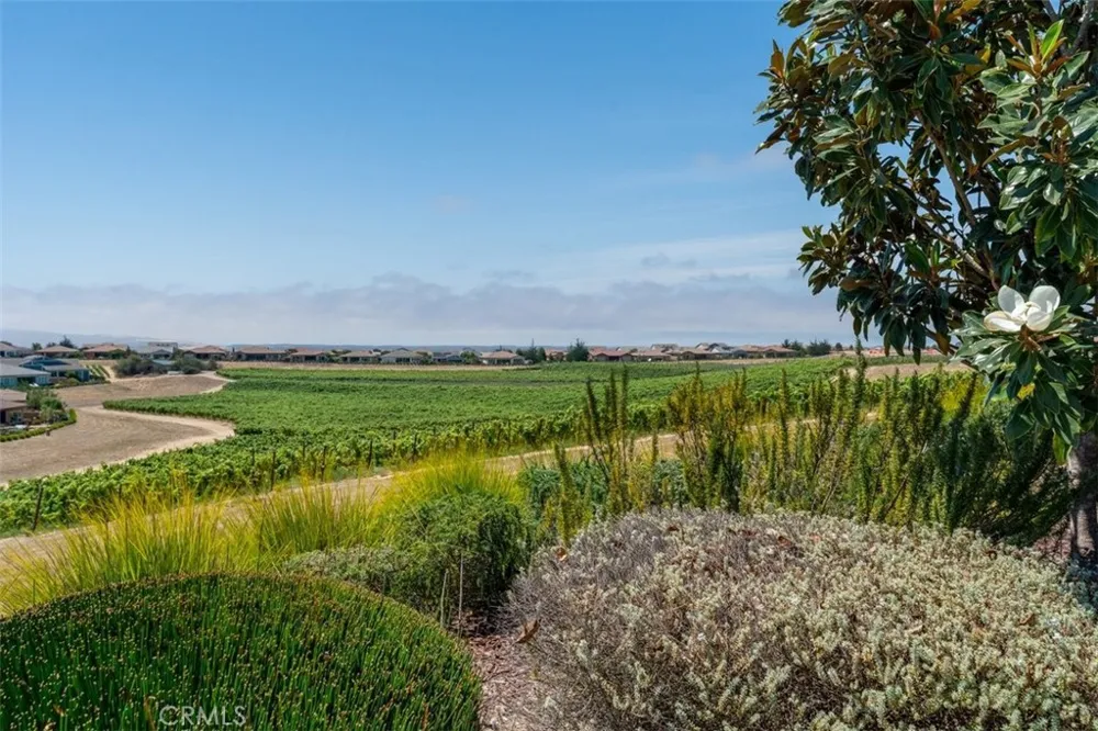 1235 Bradford Nipomo, CA 93444