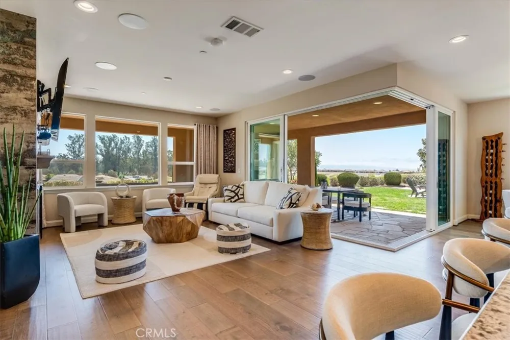 1235 Bradford Nipomo, CA 93444