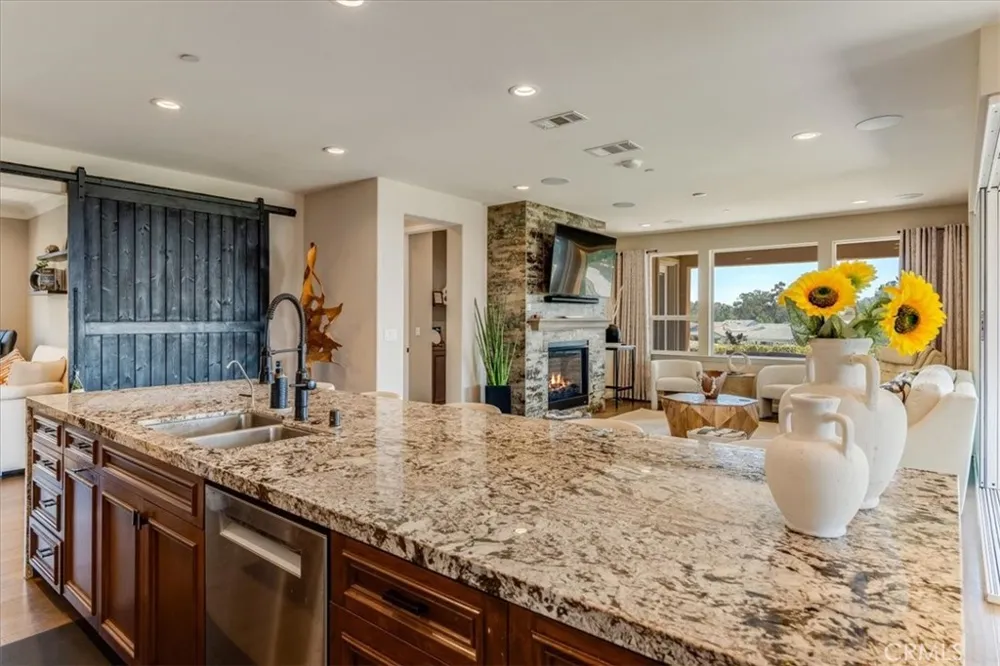 1235 Bradford Nipomo, CA 93444