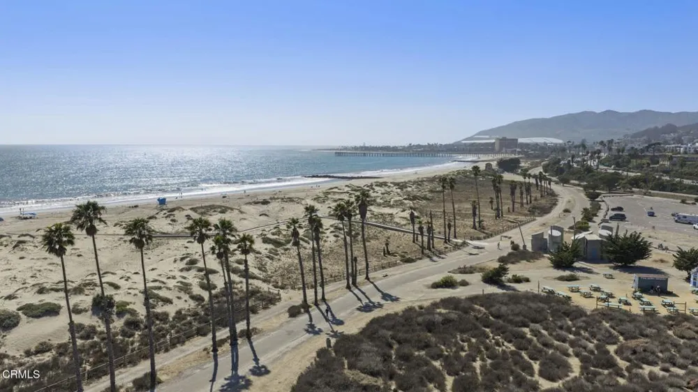 404 Arcade Drive Ventura, CA 93003