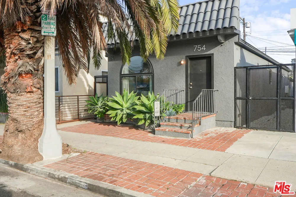 754 Washington Boulevard Los Angeles, CA 90292