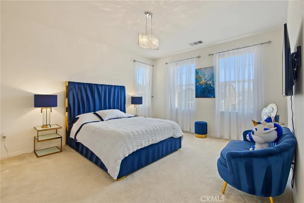 27681 Turnleaf Court Saugus, CA 91350