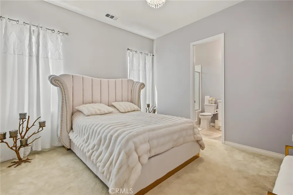 27681 Turnleaf Court Saugus, CA 91350