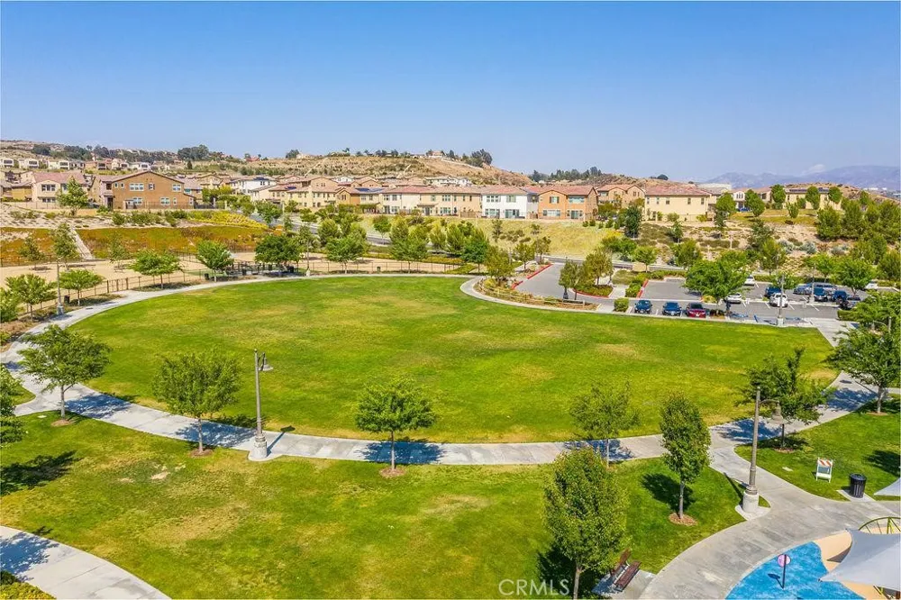 27681 Turnleaf Court Saugus, CA 91350