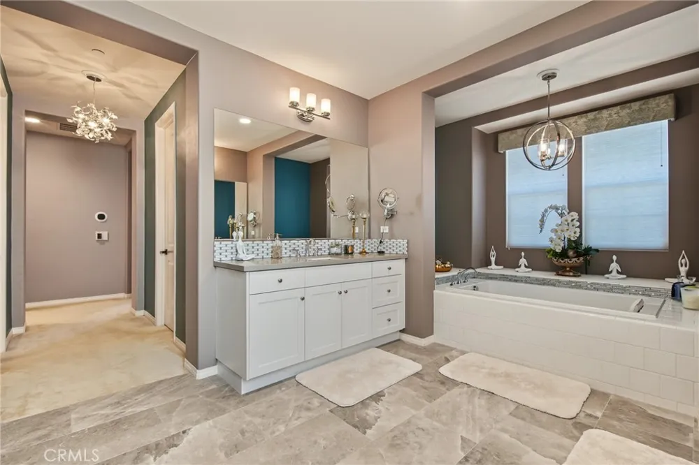27681 Turnleaf Court Saugus, CA 91350