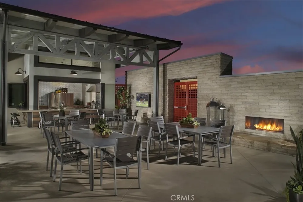 27681 Turnleaf Court Saugus, CA 91350