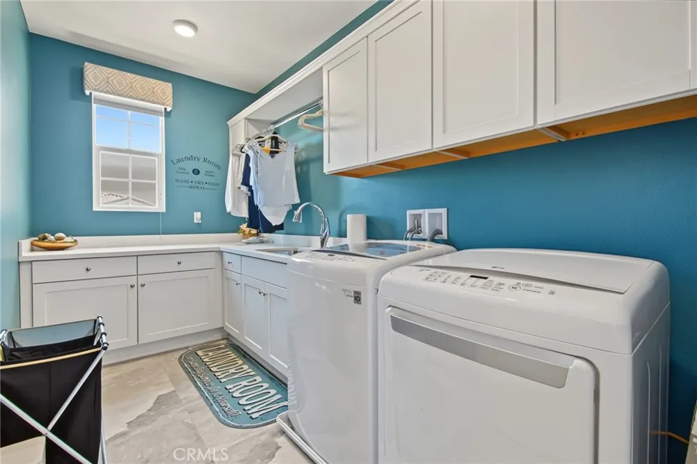 27681 Turnleaf Court Saugus, CA 91350