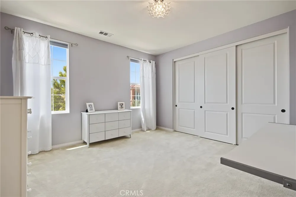 27681 Turnleaf Court Saugus, CA 91350