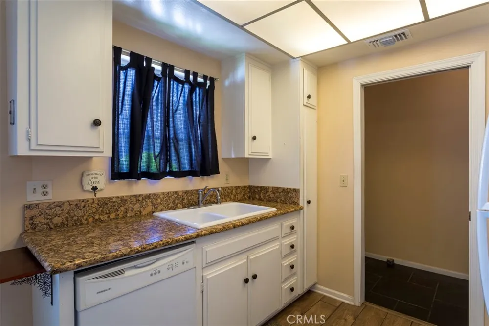 1331 Victoria Drive #18 Fullerton, CA 92831