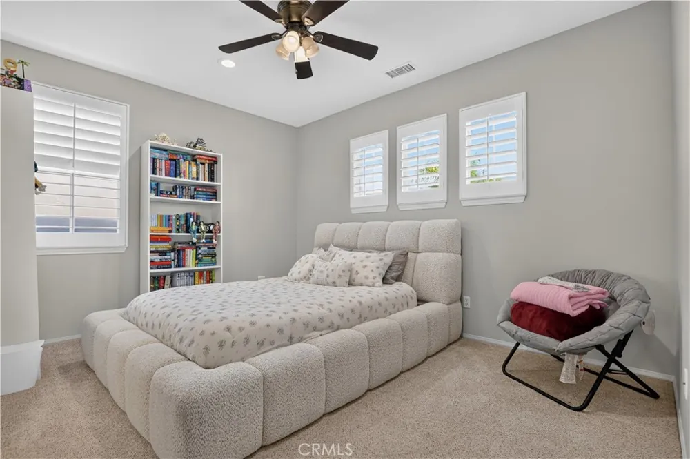 20817 Campania Lane Porter Ranch, CA 91326