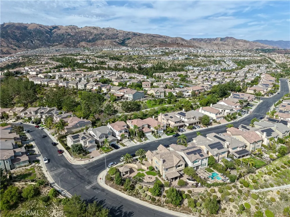 20817 Campania Lane Porter Ranch, CA 91326