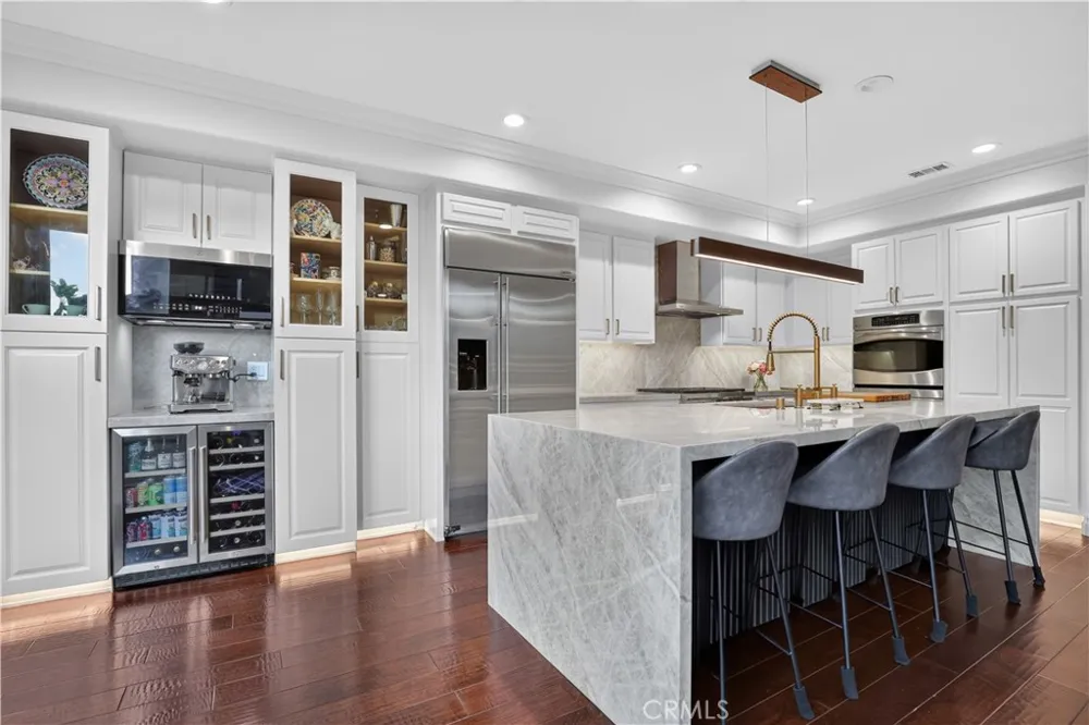20817 Campania Lane Porter Ranch, CA 91326