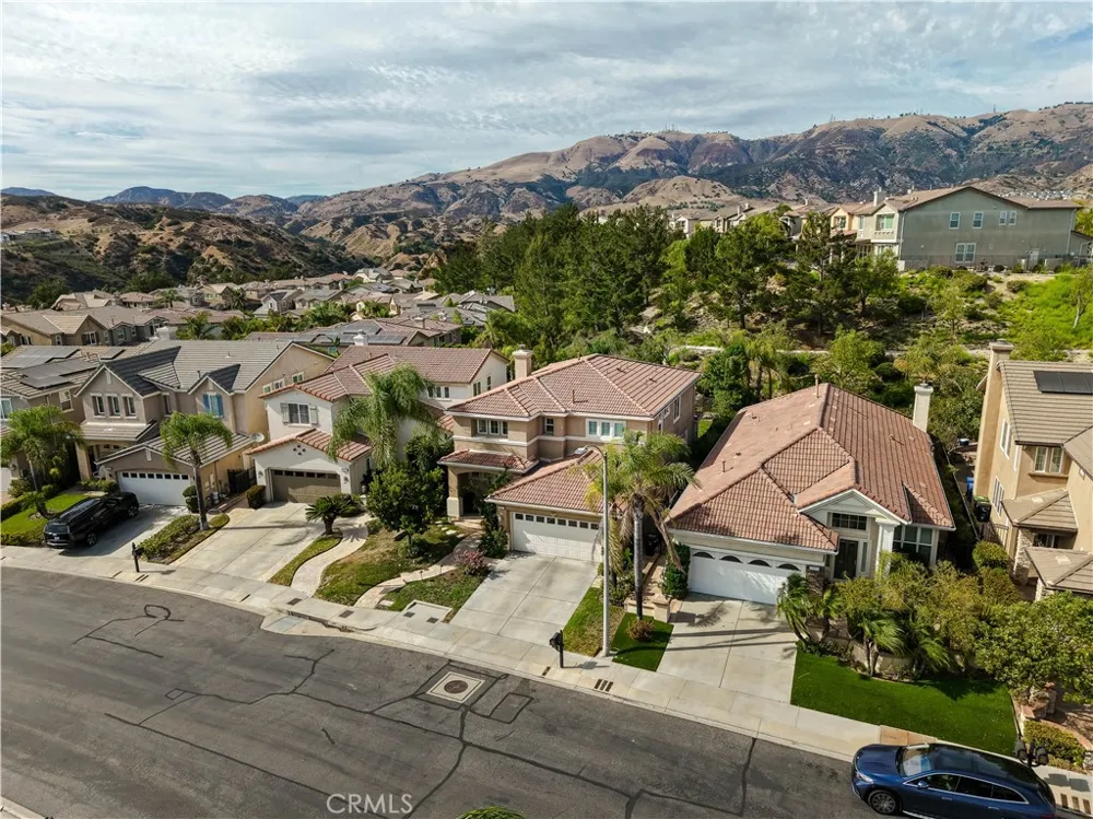 20817 Campania Lane Porter Ranch, CA 91326