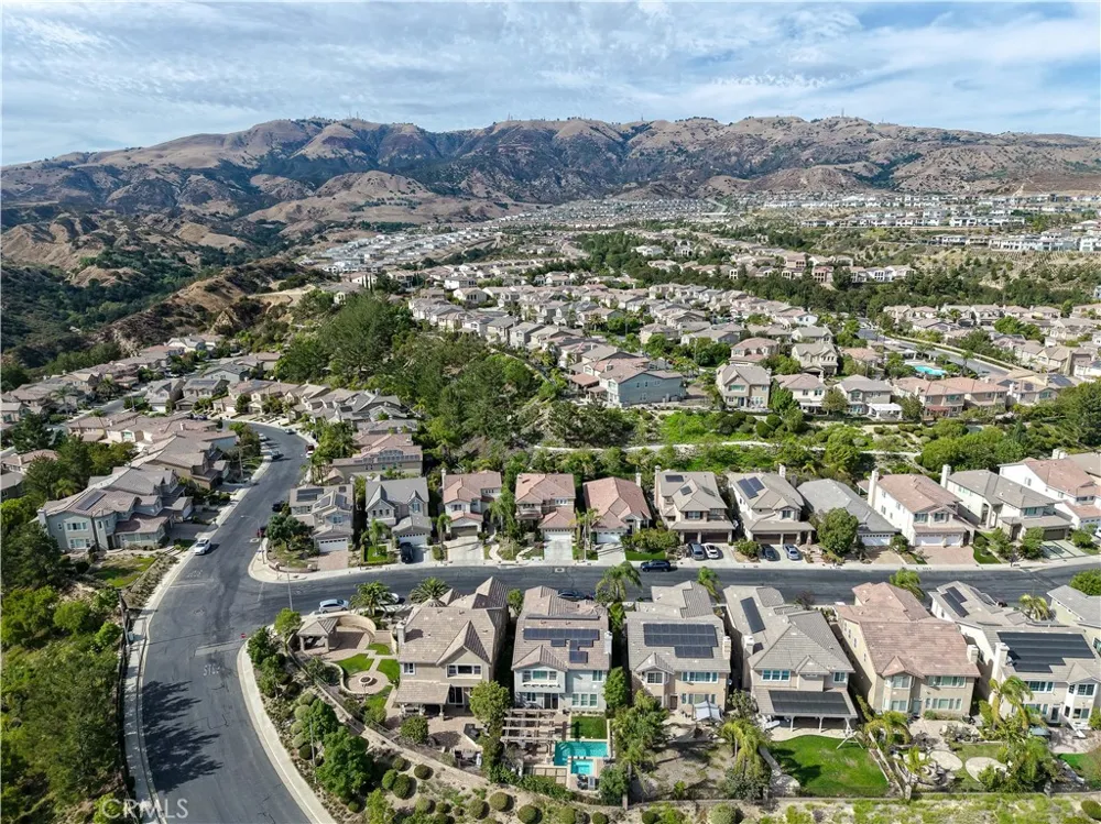 20817 Campania Lane Porter Ranch, CA 91326