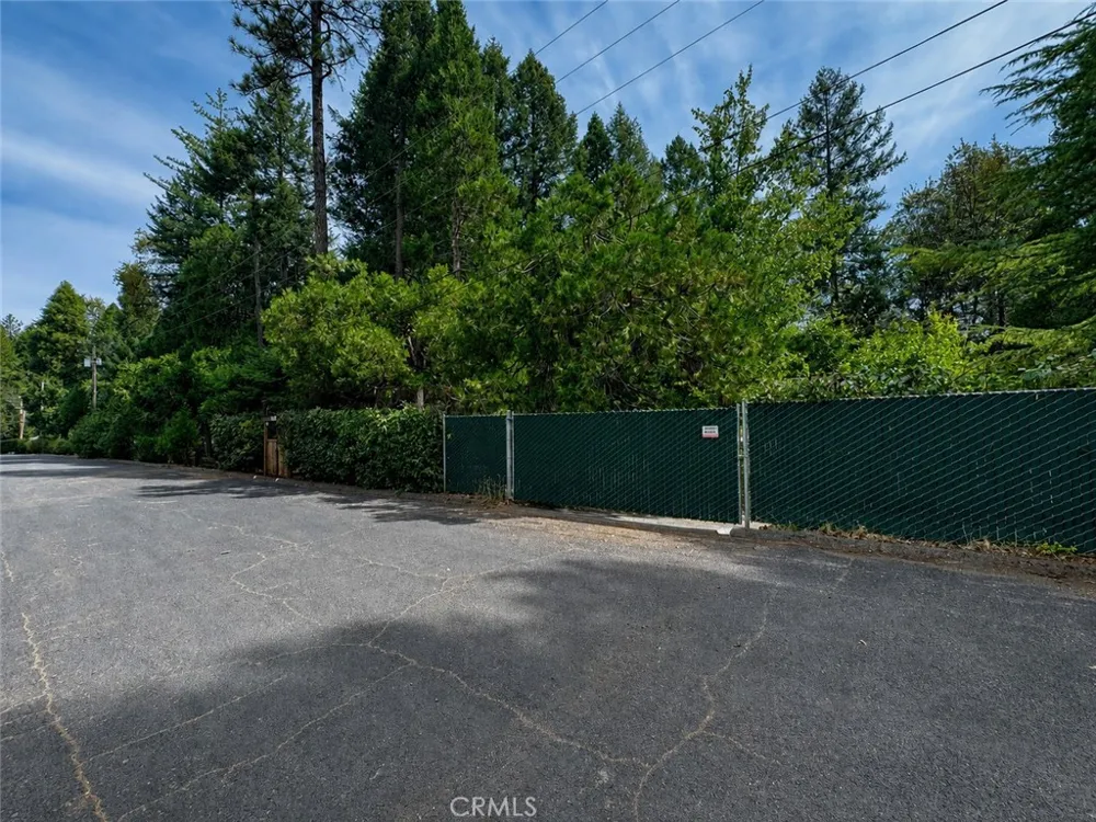 14402 Vine St Magalia, CA 95954