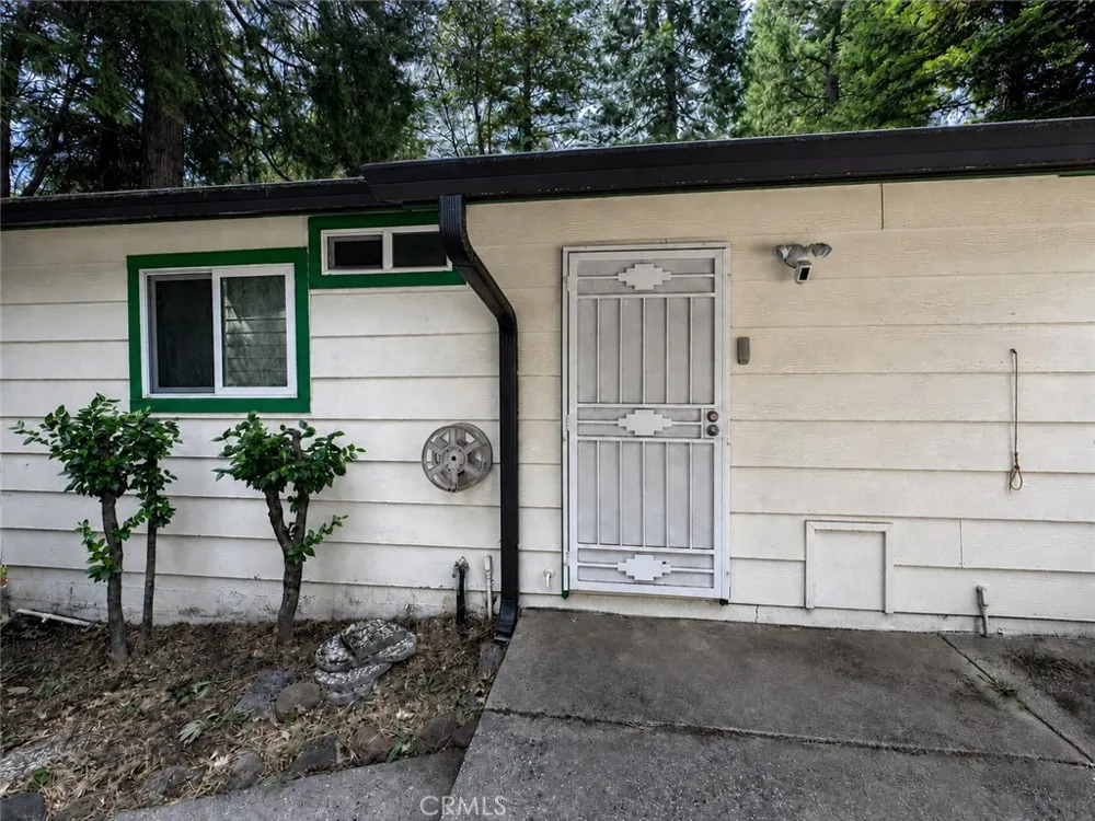 14402 Vine St Magalia, CA 95954