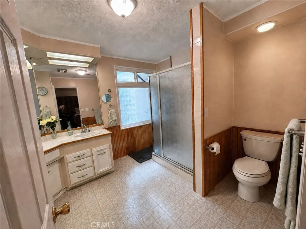 14402 Vine St Magalia, CA 95954