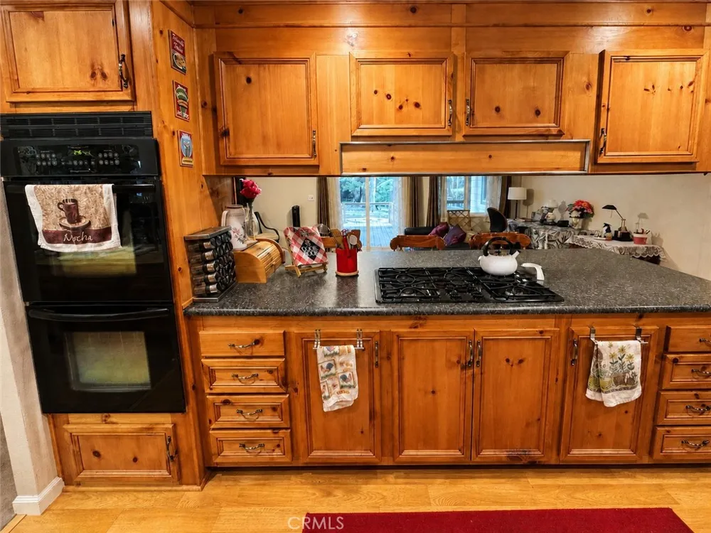 14402 Vine St Magalia, CA 95954