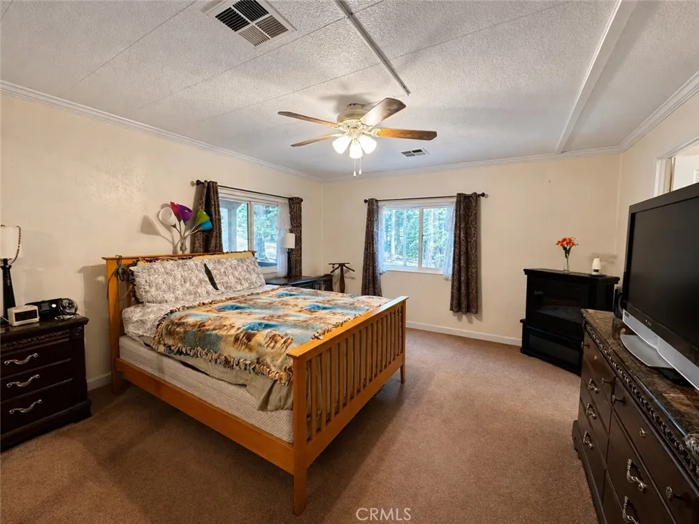 14402 Vine St Magalia, CA 95954