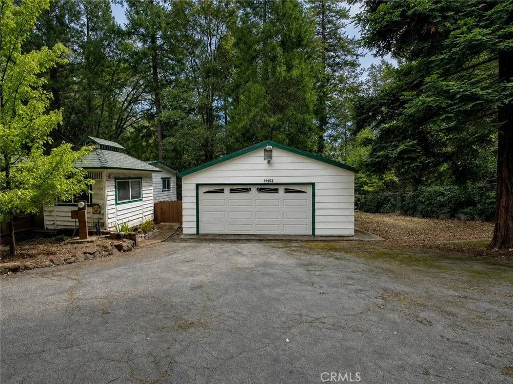 14402 Vine St Magalia, CA 95954