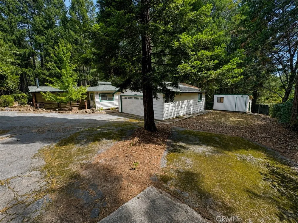 14402 Vine St Magalia, CA 95954