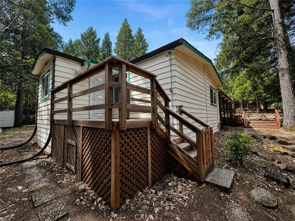 14402 Vine St Magalia, CA 95954