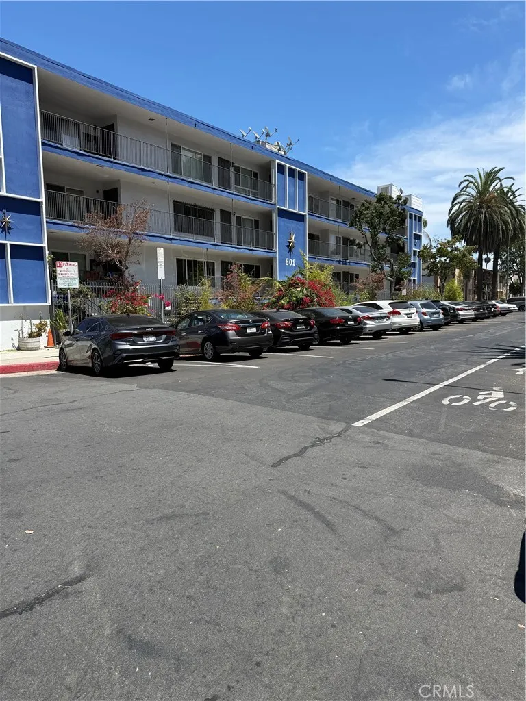 801 E 1st Street #10 Long Beach, CA 90802
