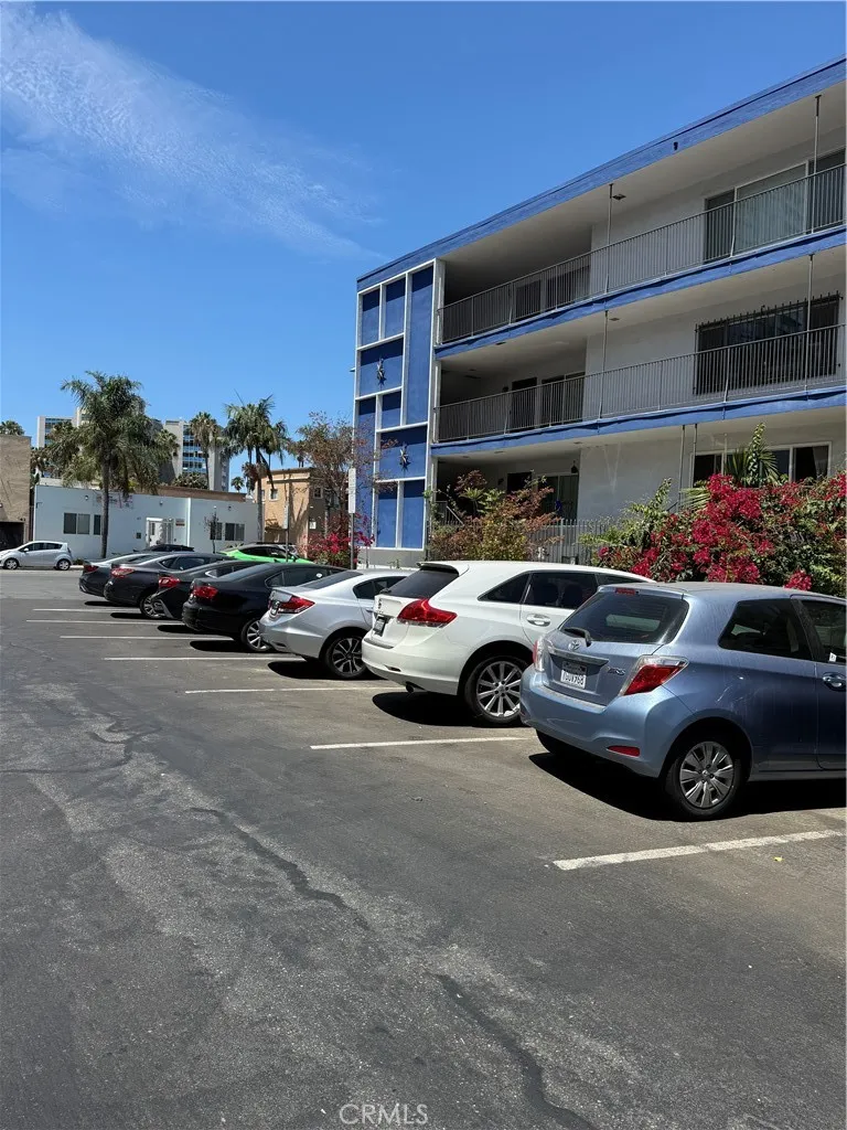 801 E 1st Street #10 Long Beach, CA 90802