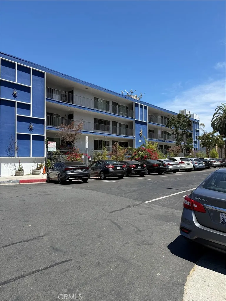 801 E 1st Street #10 Long Beach, CA 90802