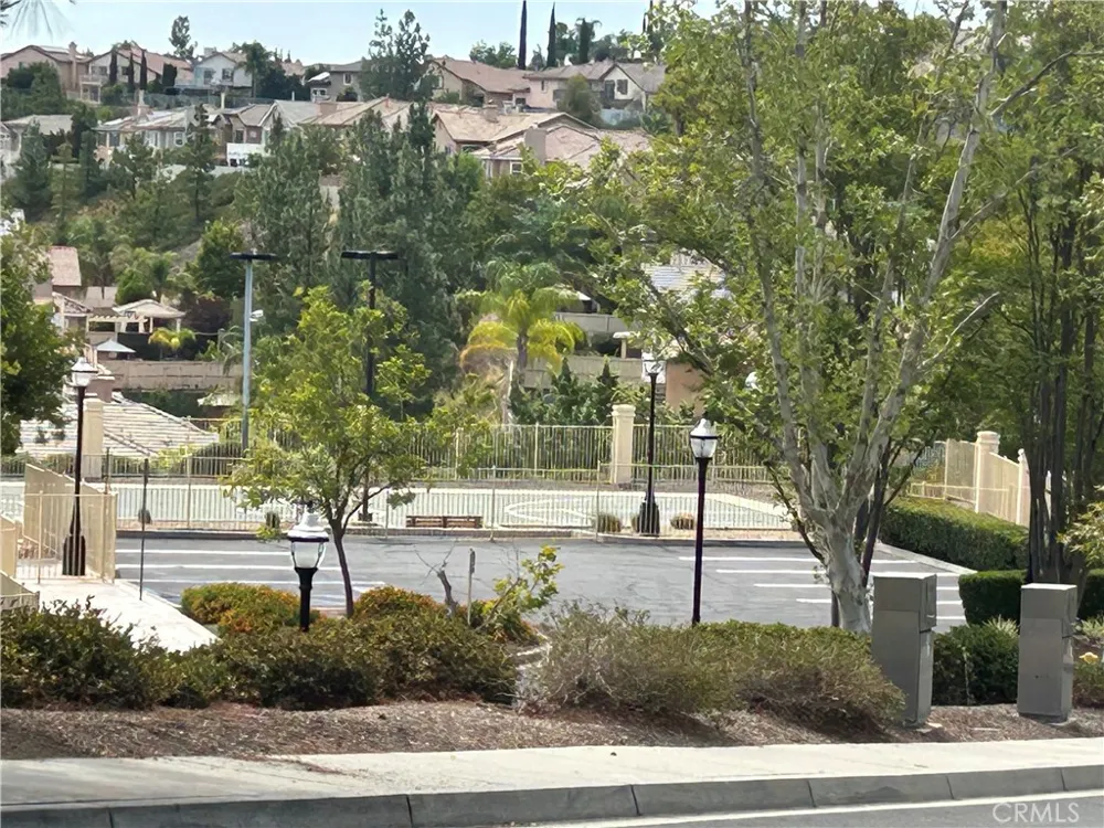 18 Via De La Valle Lake Elsinore, CA 92532