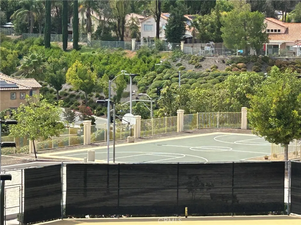 18 Via De La Valle Lake Elsinore, CA 92532