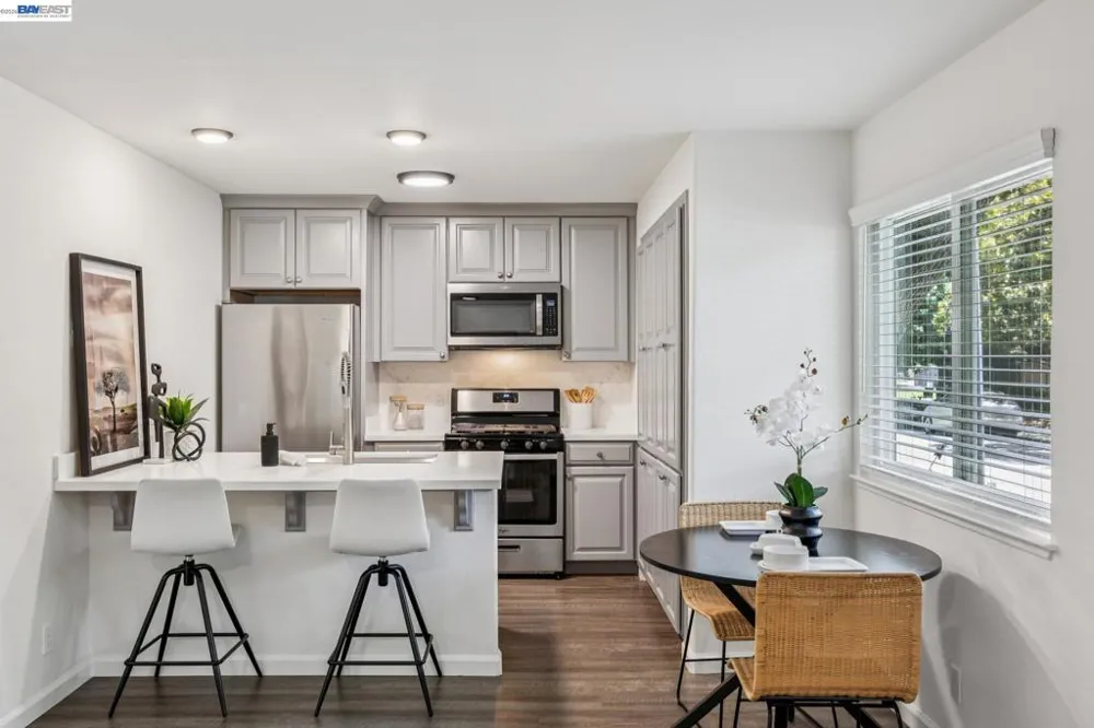 8110 Arroyo Dr Pleasanton, CA 94588