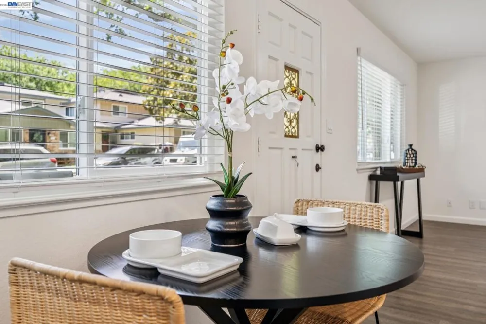 8110 Arroyo Dr Pleasanton, CA 94588
