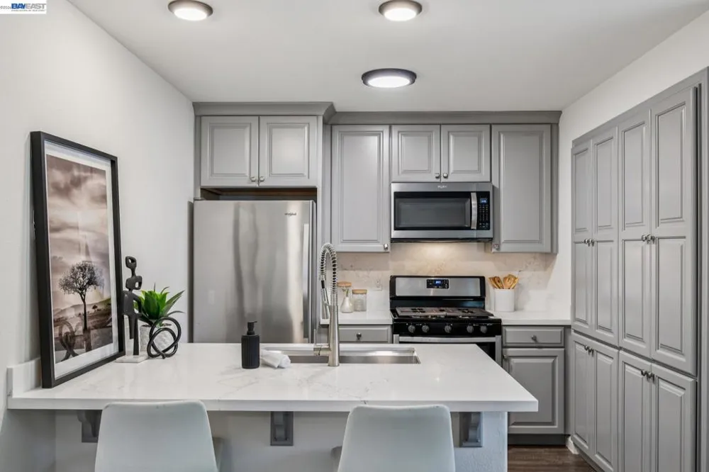 8110 Arroyo Dr Pleasanton, CA 94588