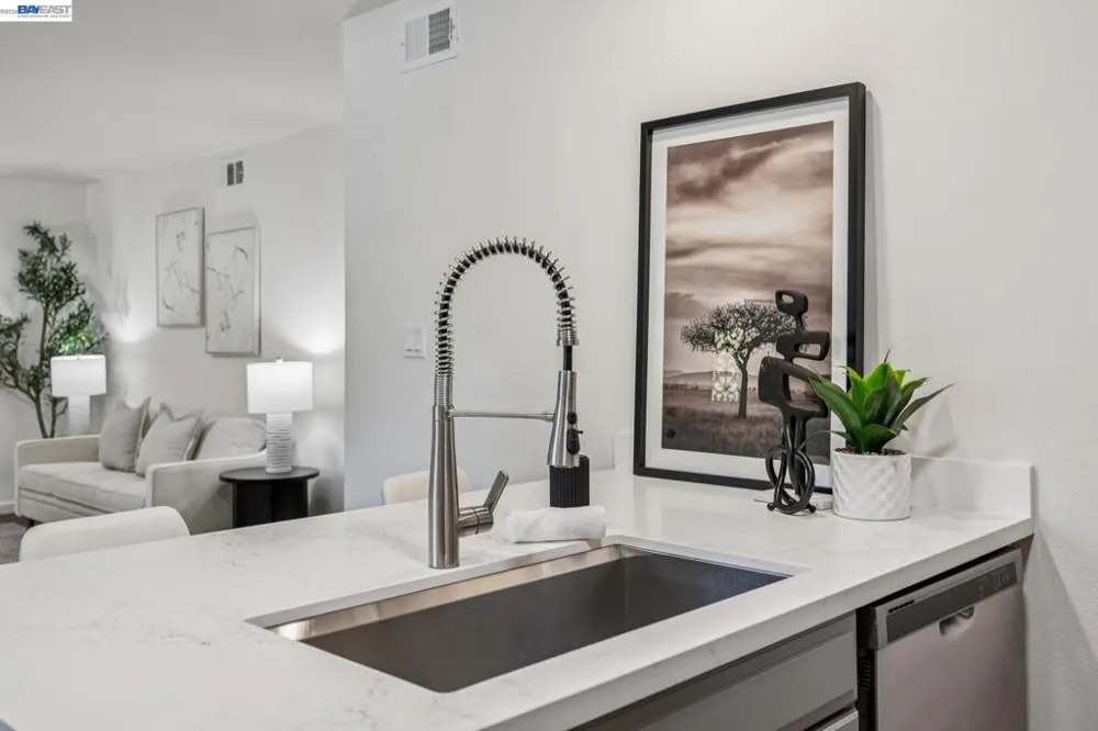 8110 Arroyo Dr Pleasanton, CA 94588