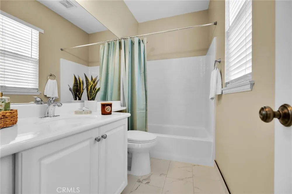 56 Glenalmond Ladera Ranch, CA 92694