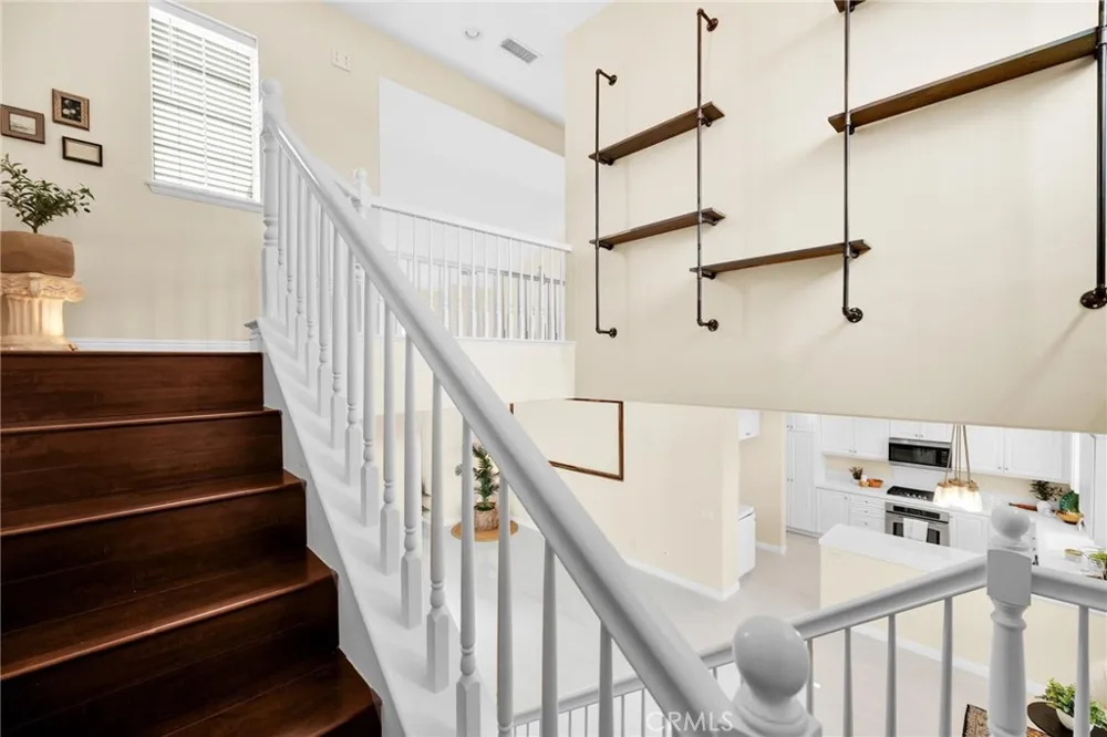 56 Glenalmond Ladera Ranch, CA 92694