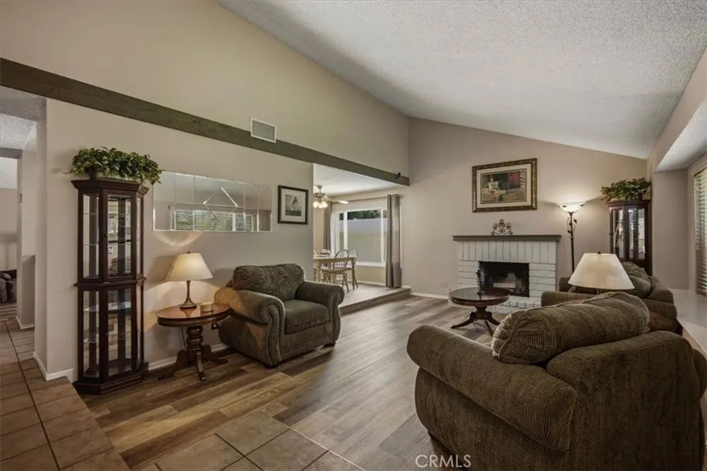 12206 Abacherli Chino, CA 91710