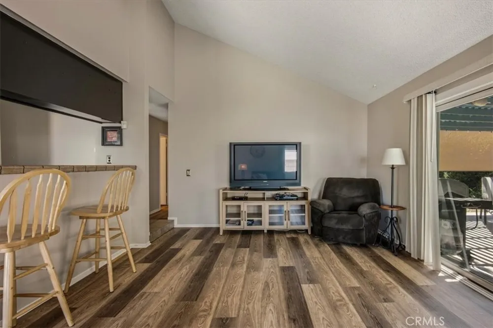 12206 Abacherli Chino, CA 91710
