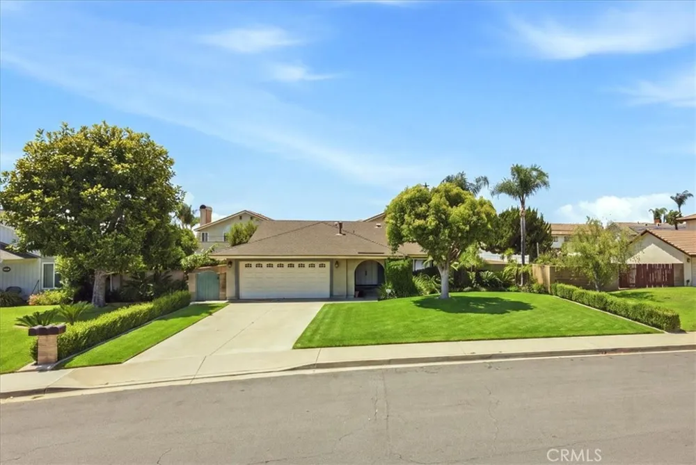 12206 Abacherli Chino, CA 91710