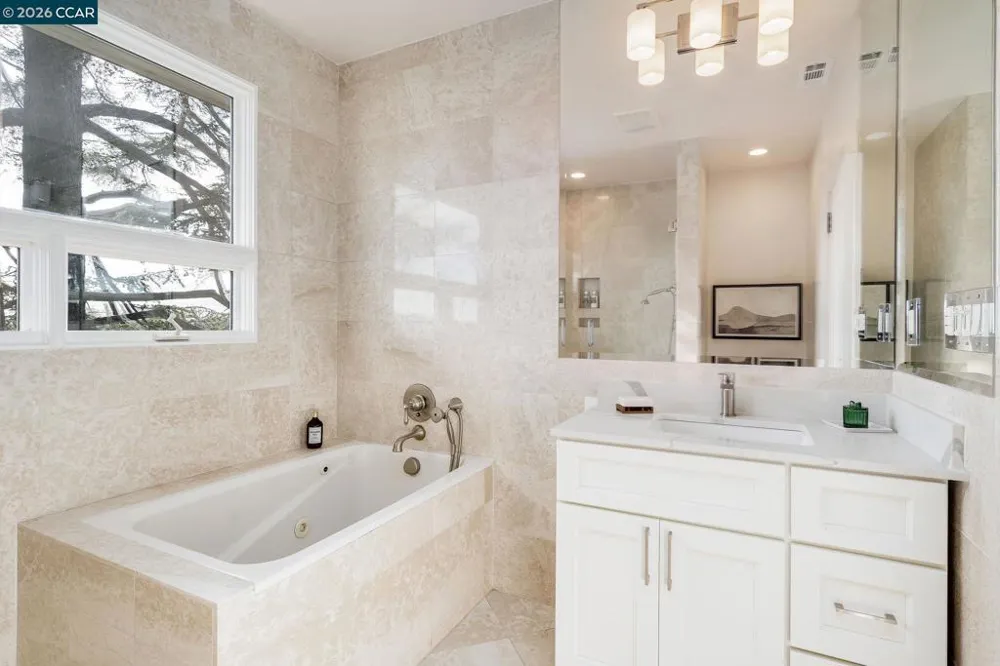 362 Magnolia Ave Piedmont, CA 94611