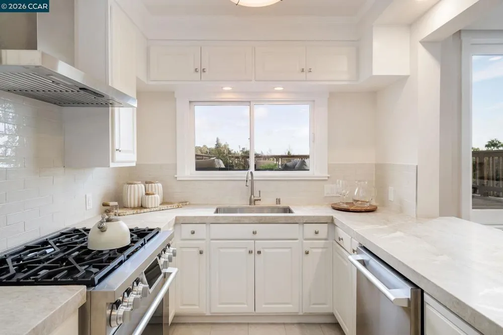 362 Magnolia Ave Piedmont, CA 94611