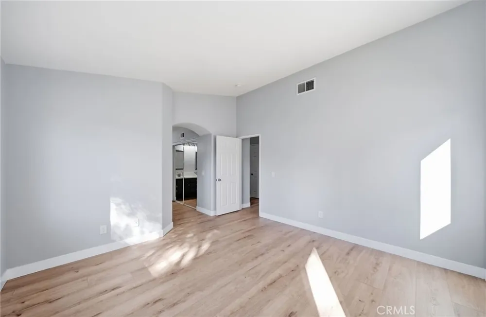 19735 Skyview Court Canyon Country, CA 91351