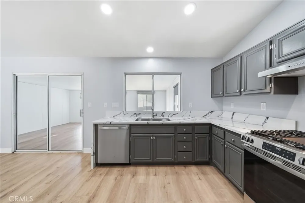 19735 Skyview Court Canyon Country, CA 91351