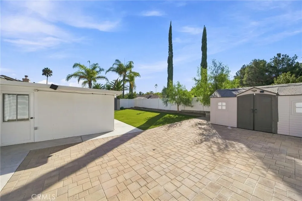 19735 Skyview Court Canyon Country, CA 91351